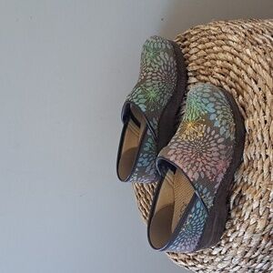 Dansko Womens Floral Print Professional Canvas Clog ‎ Size EU37/US6.5-7